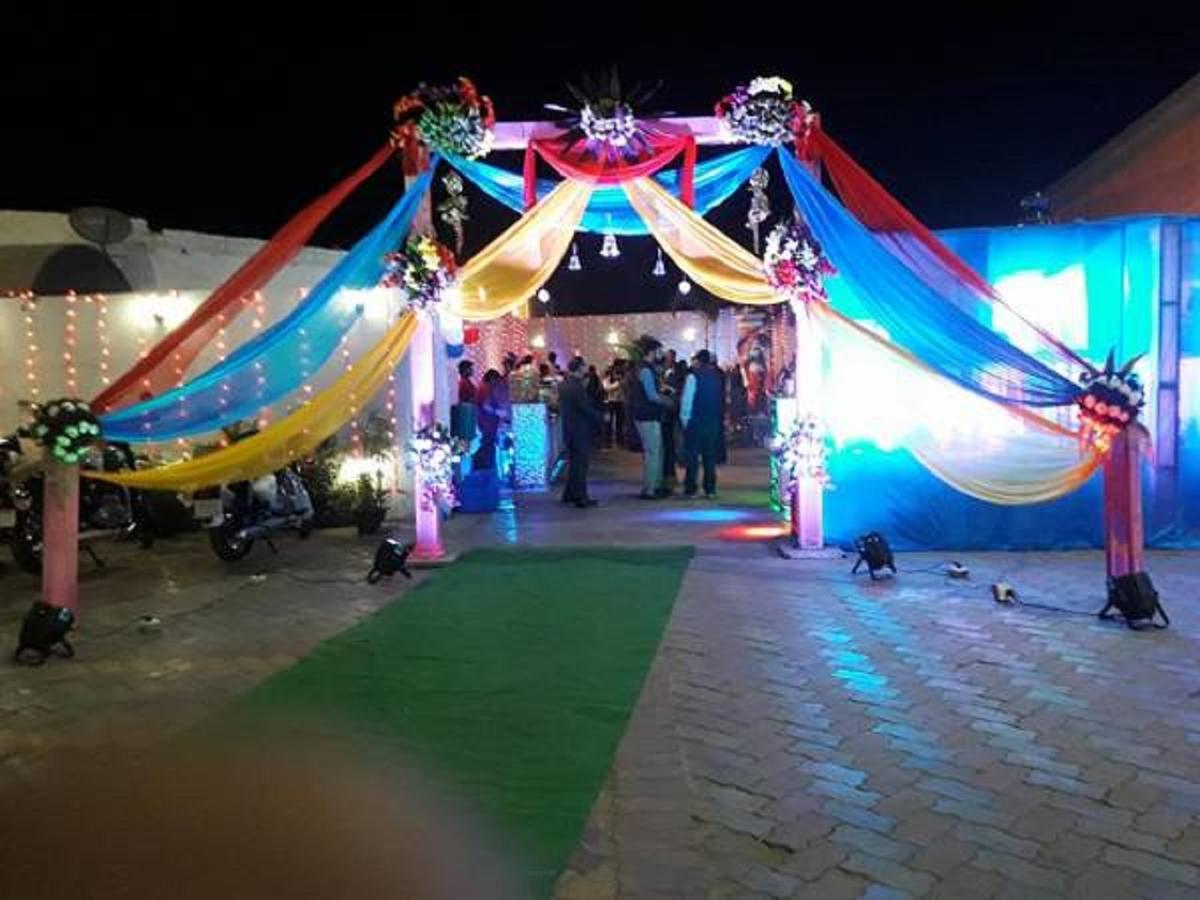 Hotel Kdm Palace Begusarai ภายนอก รูปภาพ